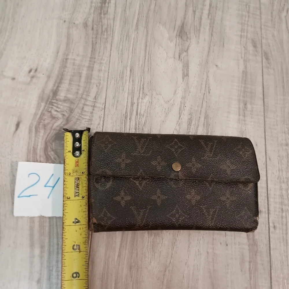 Louis Vuitton Porte Monnaie Monogram Pochette Credit Long Wallet